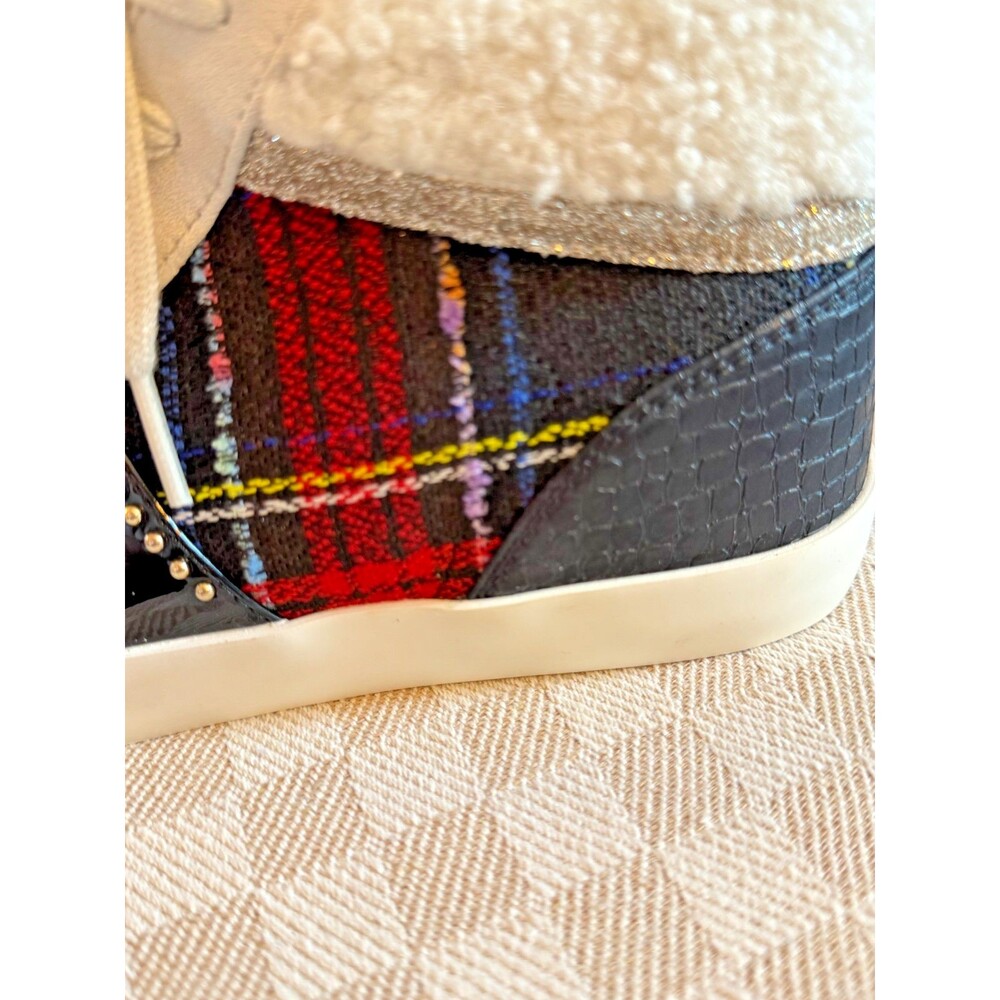 NEW Nine West Plaid Sherpa Trim Lace-Up Sneakers Women’s 8.5 Red Black Tartan - Picture 5 of 13